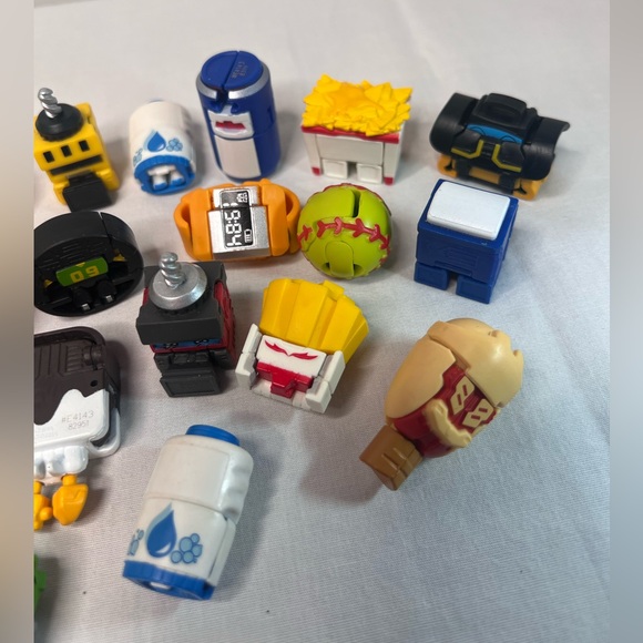 Transformers BotBot Toy Bundle - Picture 4 of 16